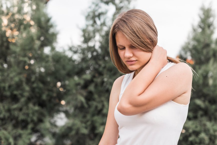 What’s Causing Your Elbow Pain – And How to Treat It Without Surgery