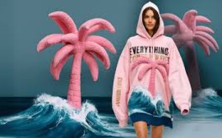 USA Fashion Must-Have: Pink Palm Puff Hoodies & More