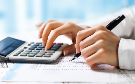 Can a personal tax accountant help me claim back overpaid taxes in the UK?