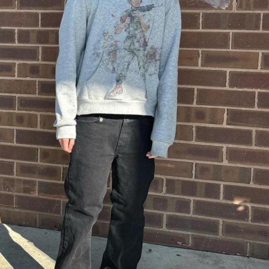 PeaceInWar Clothing: Statement in Calm-Driven Streetwear