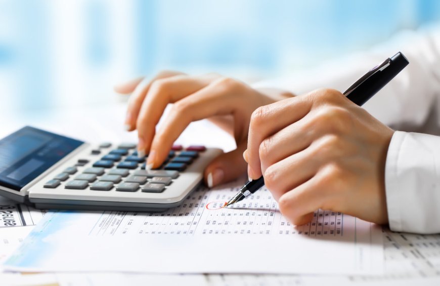 Can a personal tax accountant help me claim back overpaid taxes in the UK?